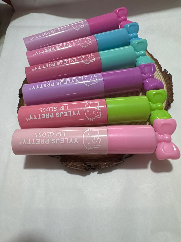 LIP GLOSS