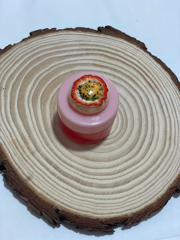 LIP BALM