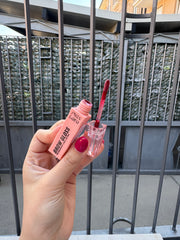 LIP GLOSS