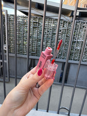 LIP GLOSS